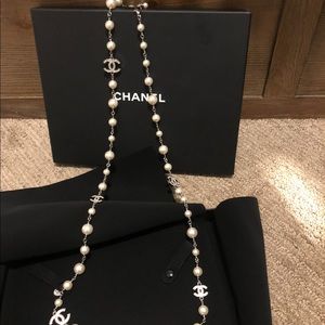 Ladies CHANEL necklace
